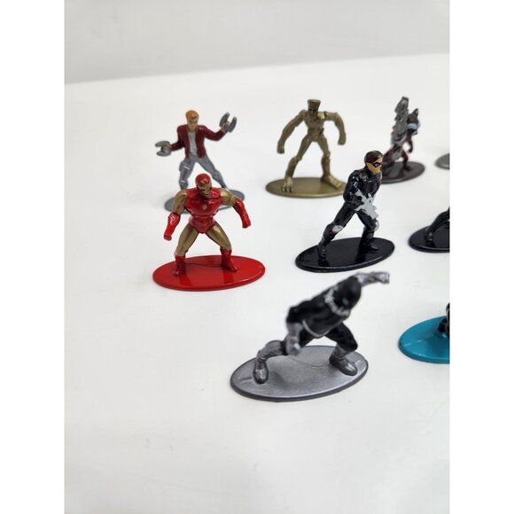 11 Marvel Metal Mini Figures by Jada Toys - Picture 2 of 15